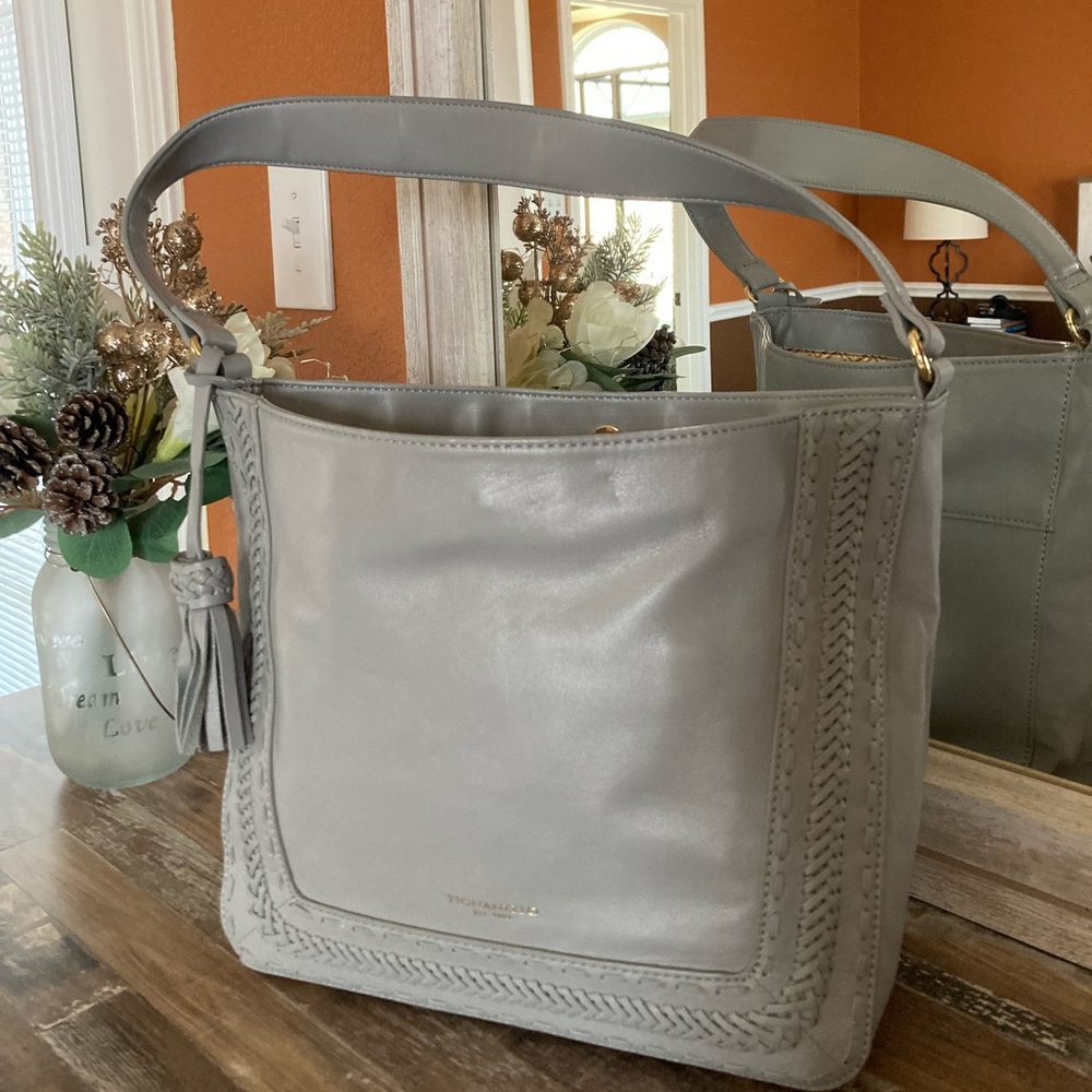 Beautiful Tignanello Purse